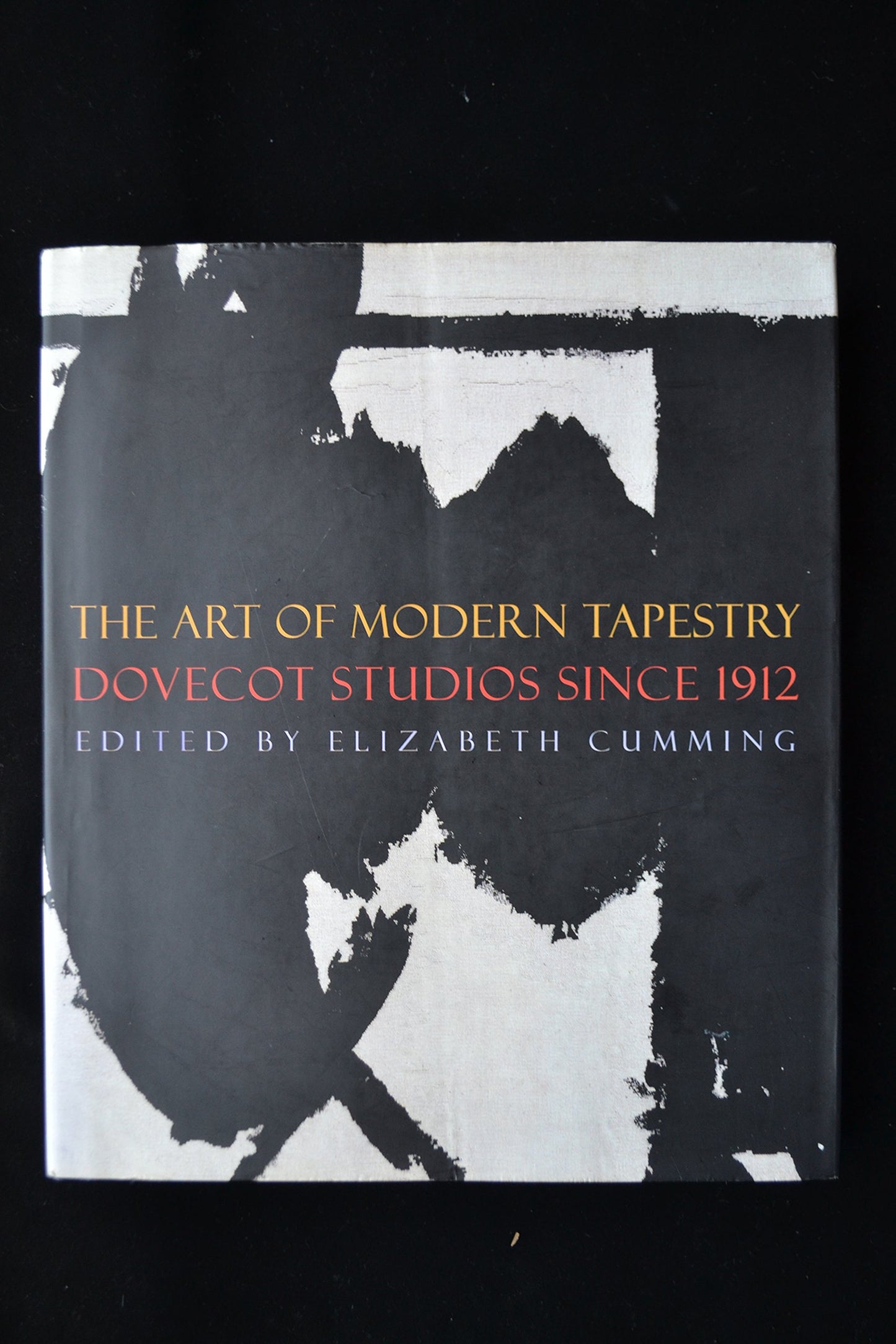 BOOK: The Art of Modern Tapestry: Dovecot Studios Since 1912